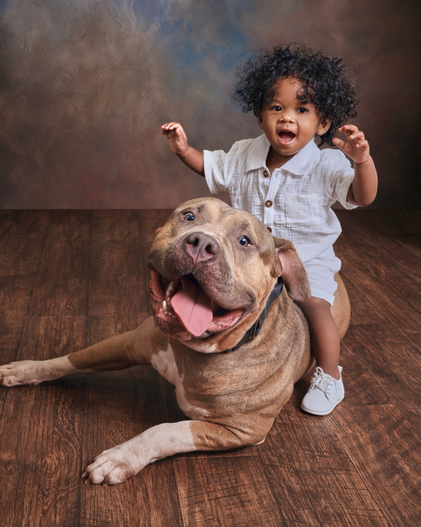 Child with pit bull